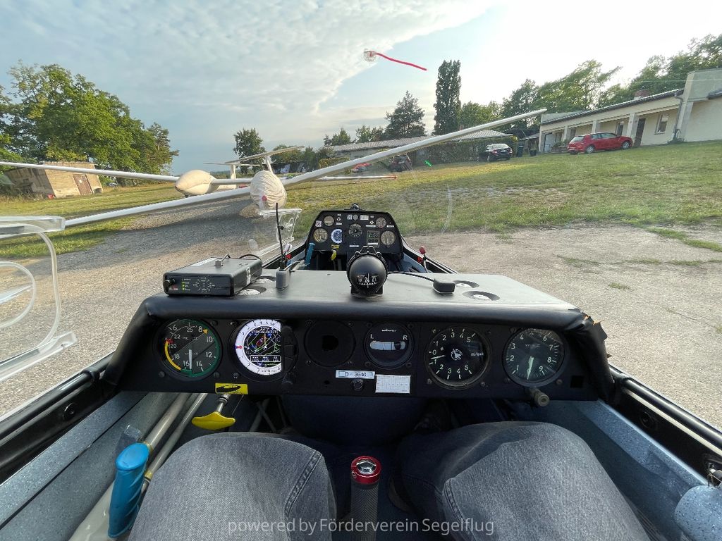 SZD SZD-50, fotografía 6 de 14