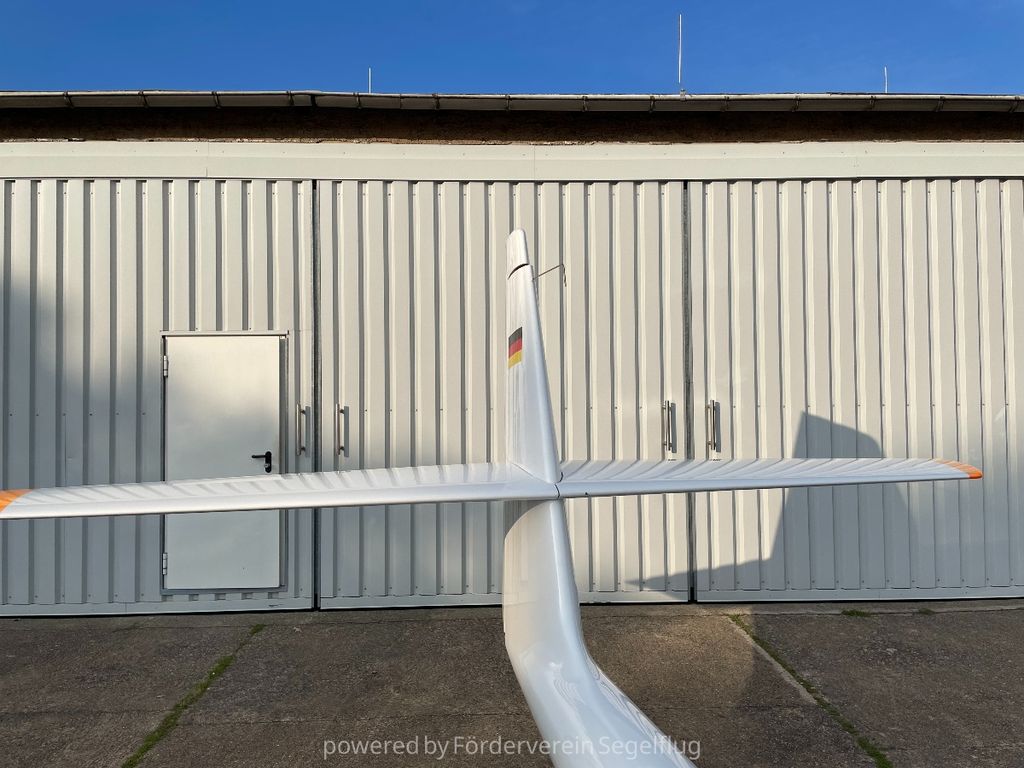 SZD SZD-50, fotografía 13 de 14