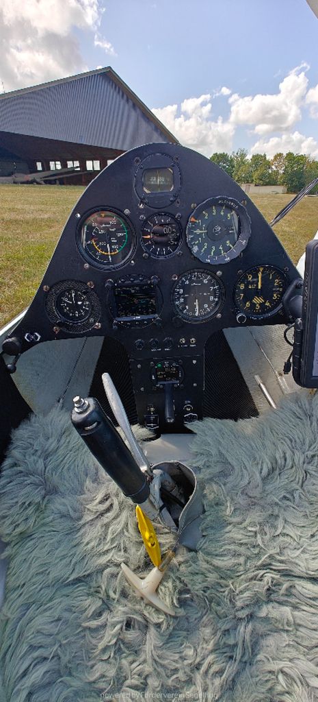 Schempp-Hirth Standard Cirrus 15m, fotografía 10 de 10