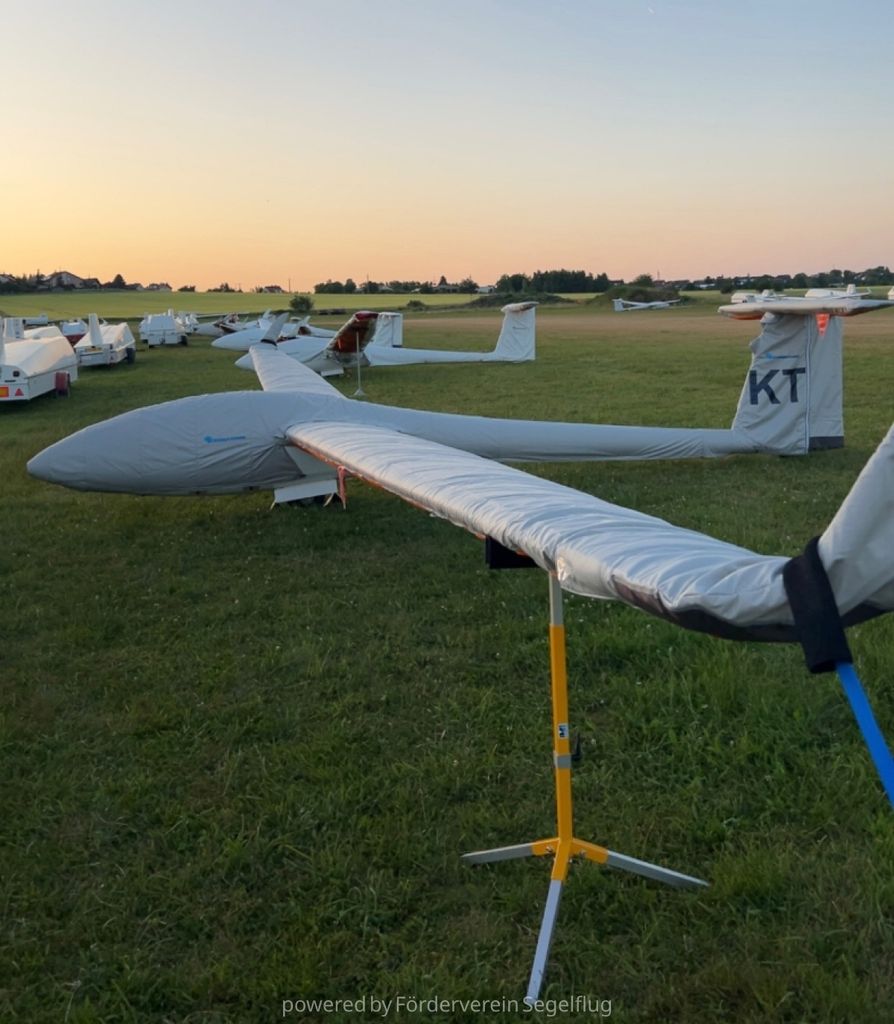 Rolladen-Schneider LS7 15m, fotografía 6 de 8