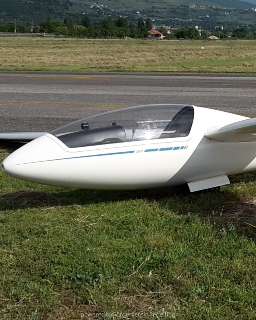 Rolladen-Schneider LS1 15m, Club, fotografía 3 de 6