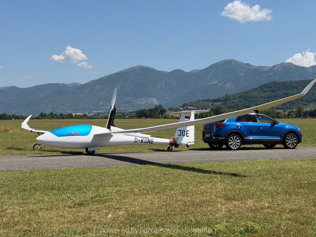 Schempp-Hirth Ventus-3 18m, fotografía 2 de 12