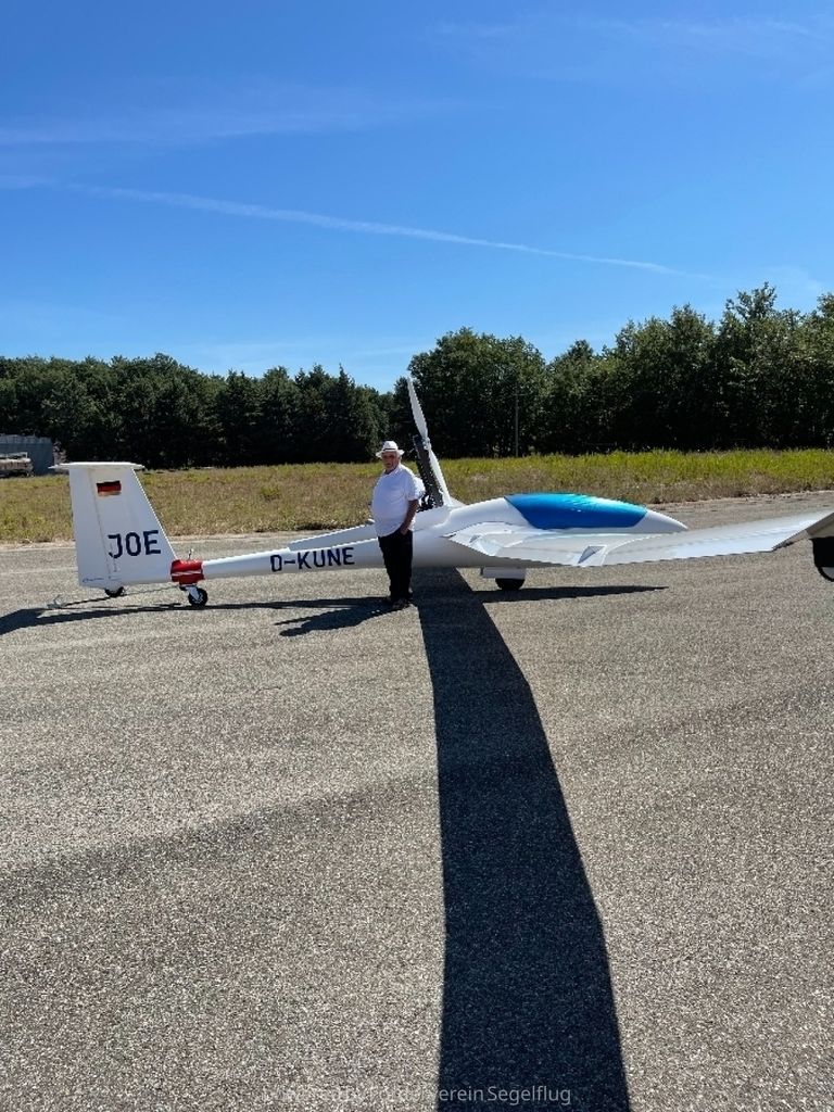 Schempp-Hirth Ventus-3 18m, fotografía 11 de 12
