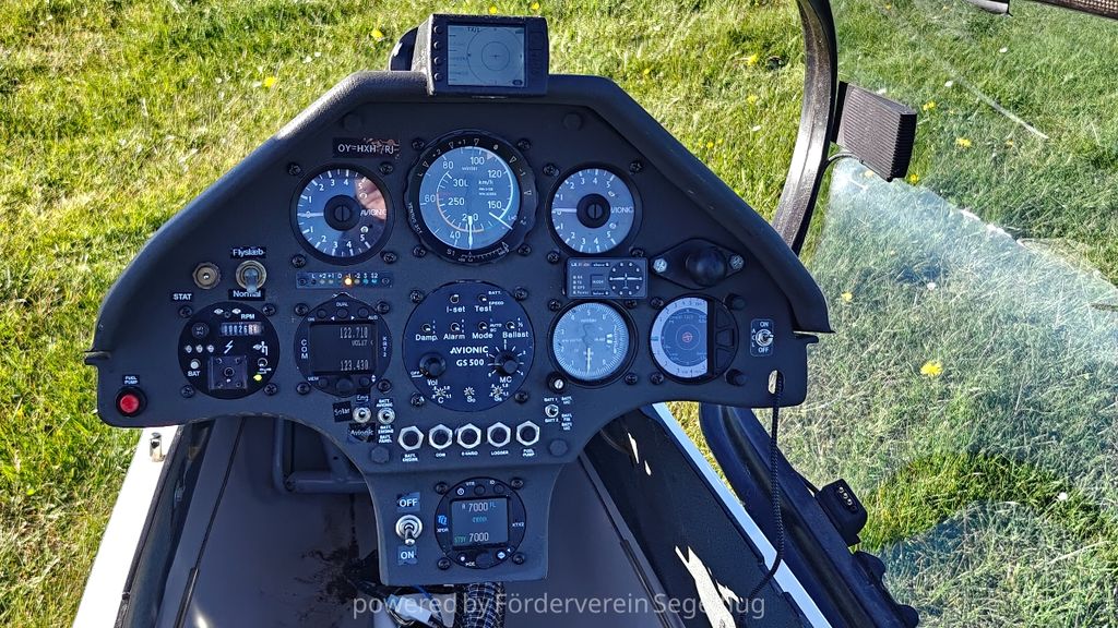 Schempp-Hirth Ventus-2 18m/15m, fotografía 2 de 3