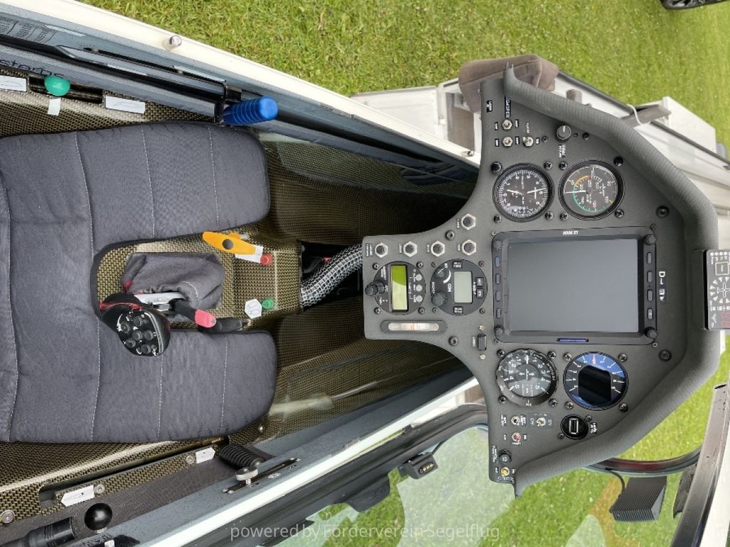 Schempp-Hirth Discus-2, fotografía 4 de 10