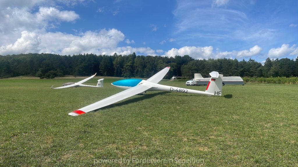 DG DG-300 Club, fotografía 5 de 8