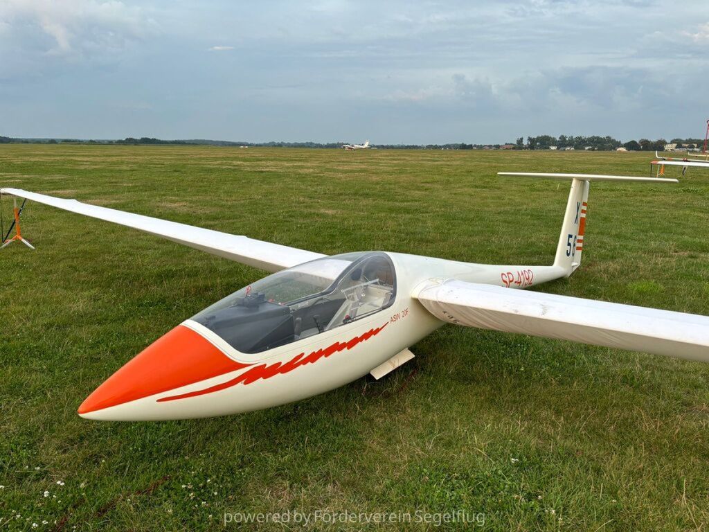 Centrair ASW 20 FL 15m / 16.59m, fotografía 2 de 8