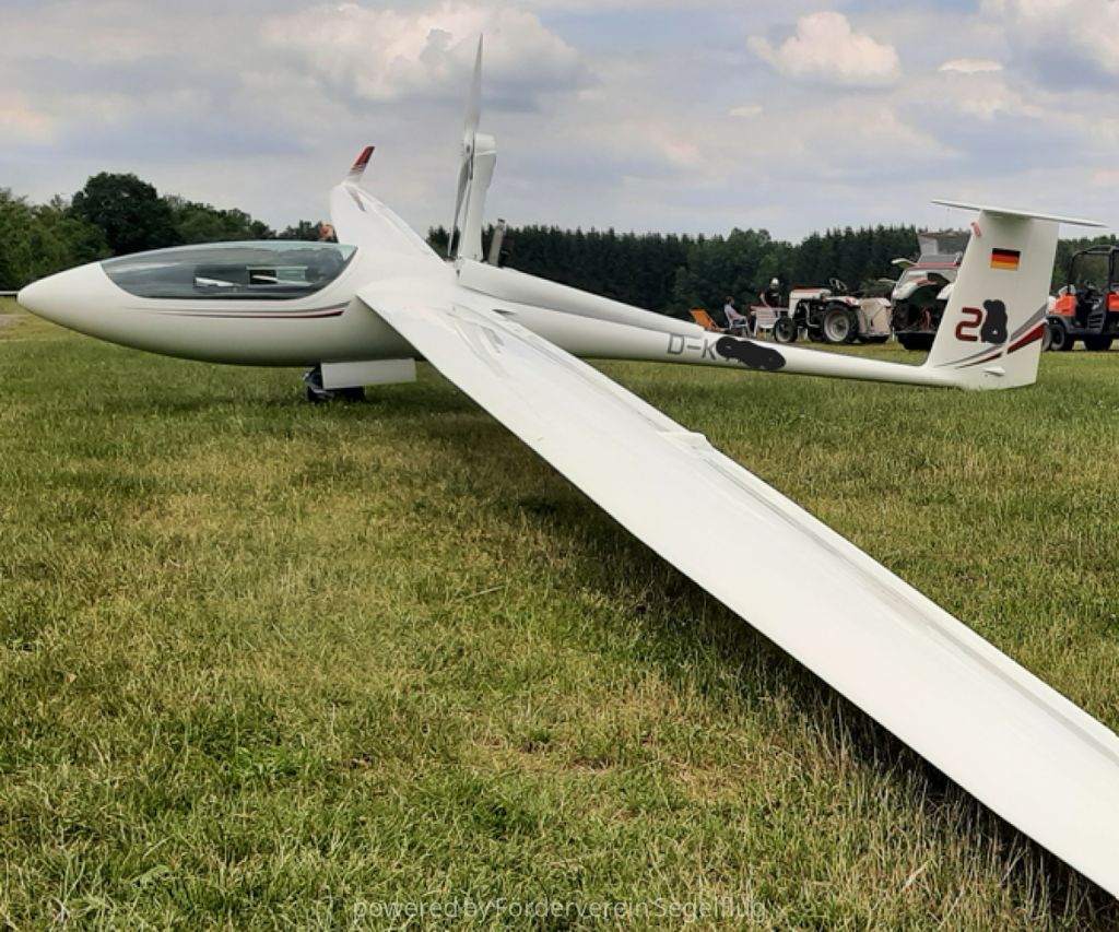 Schleicher ASH 31 Mi 21 Meter, fotografía 2 de 7