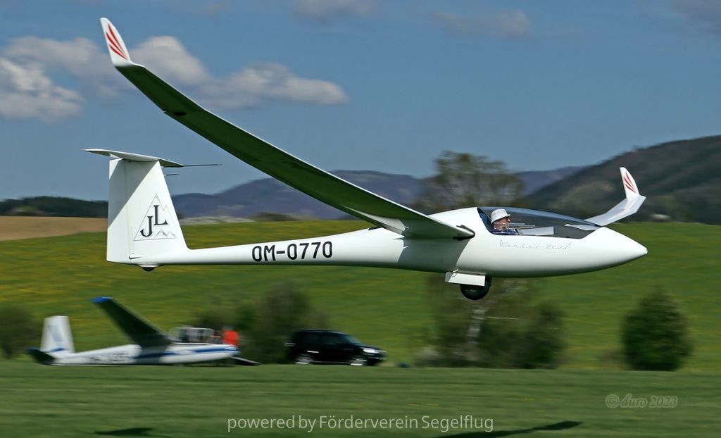 Schempp-Hirth Ventus-2 18m, fotografía 2 de 6