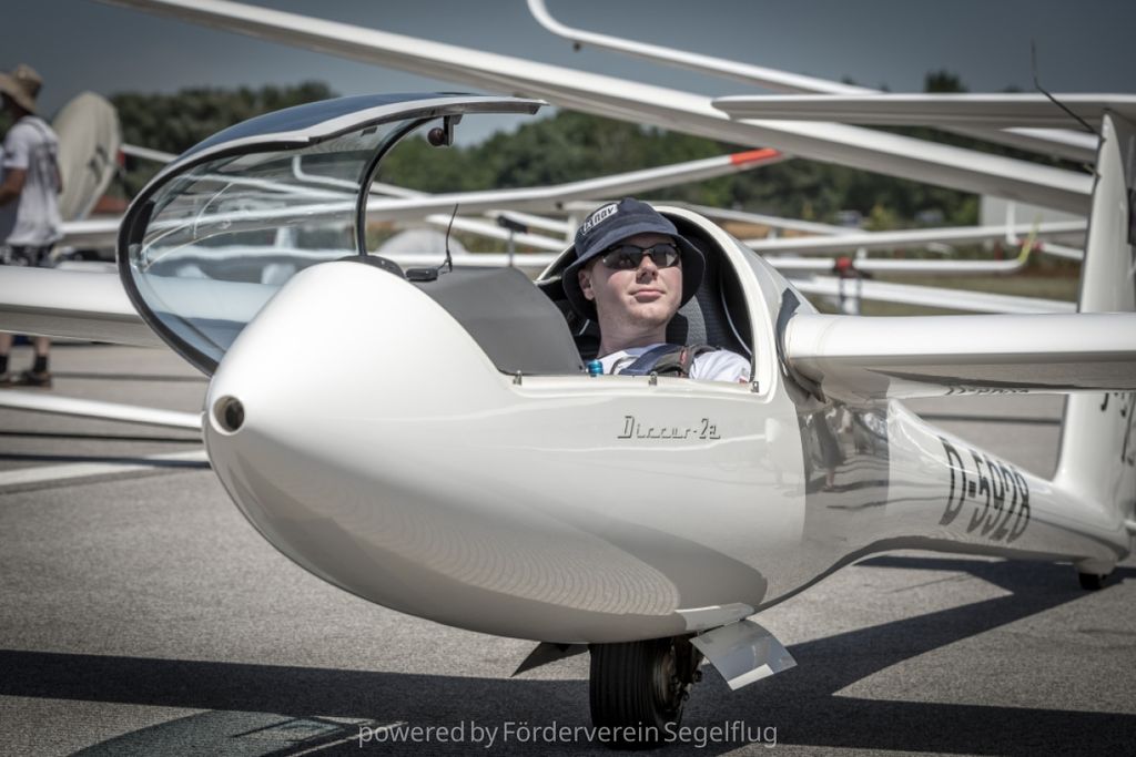 Schempp-Hirth Discus-2 15m, fotografía 4 de 10