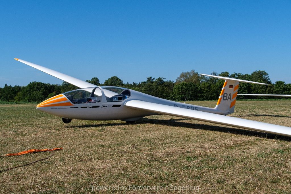 Schleicher ASK 21, fotografía 2 de 8