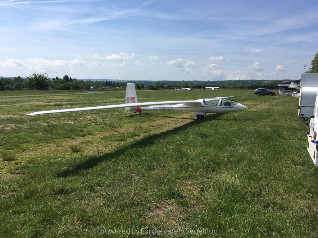 SZD SZD-42, fotografía 3 de 4