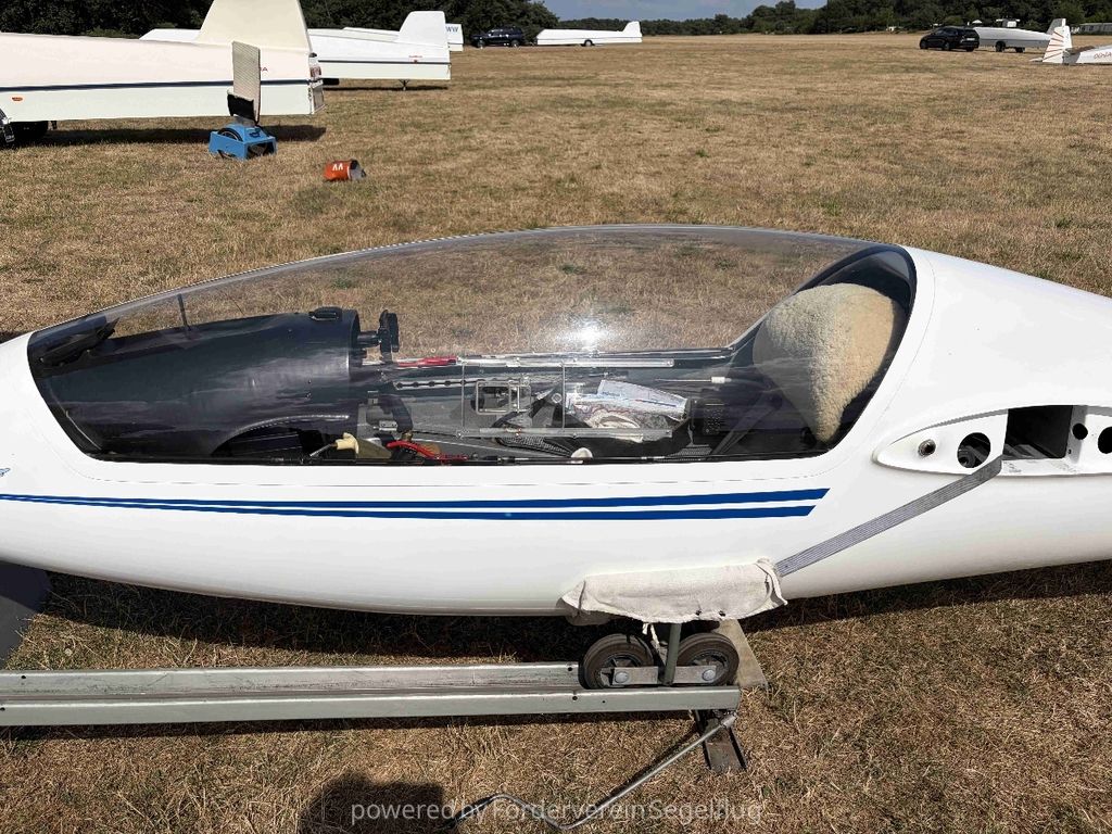 Rolladen-Schneider LS1 15m, fotografía 4 de 8