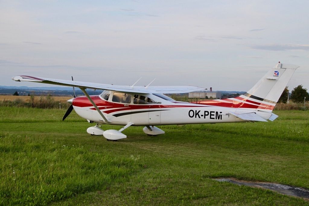Cessna 182 G1000, CAMO, fotografía 2 de 10