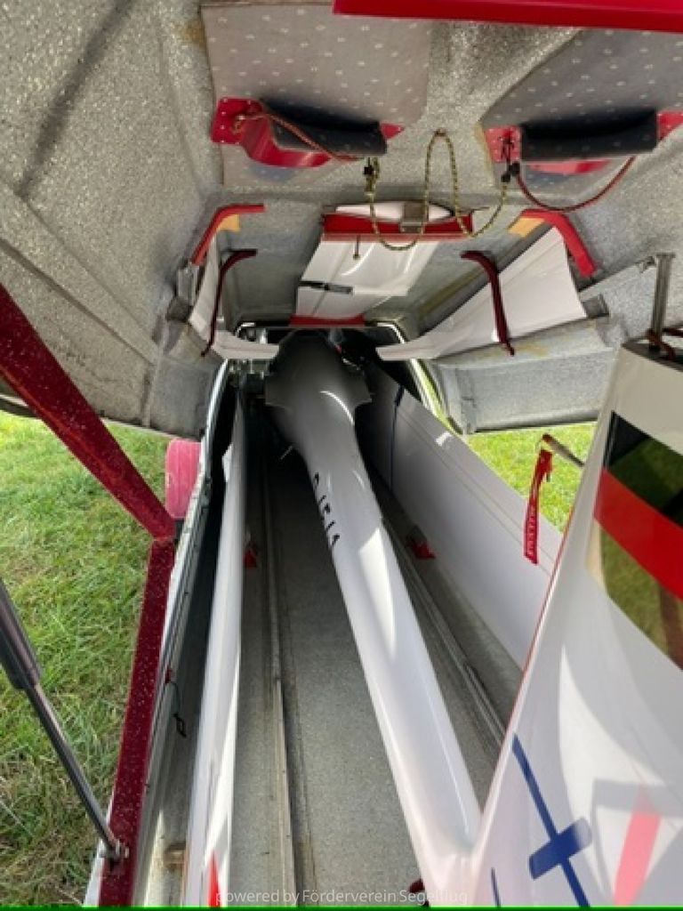UAB Sportine aviacija LAK-17 18m, fotografía 9 de 9