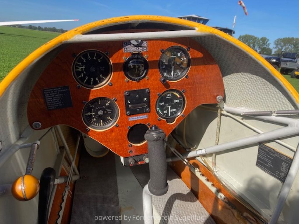 Schleicher K 8 15m, fotografía 2 de 10