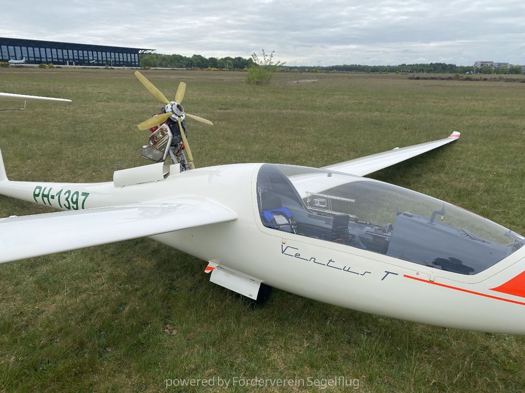 Schempp-Hirth Ventus 15m+17,6m, fotografía 6 de 8