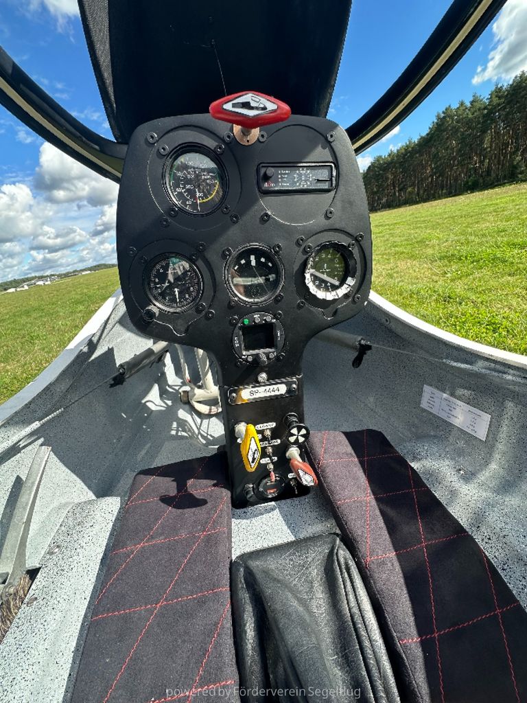 PZL PW-5 Smyk 13.5m, fotografía 5 de 9