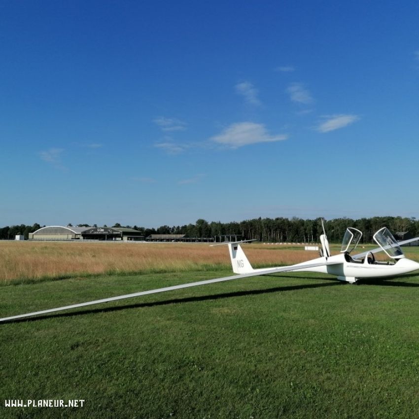 Schleicher ASH 25 M, fotografía 2 de 6