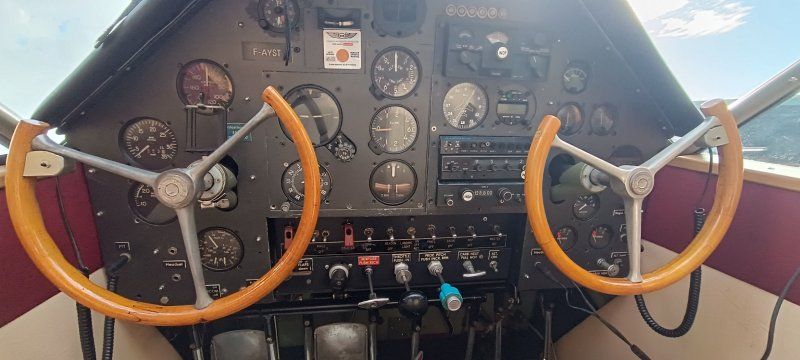 Stinson V77 Reliant, fotografía 2 de 3