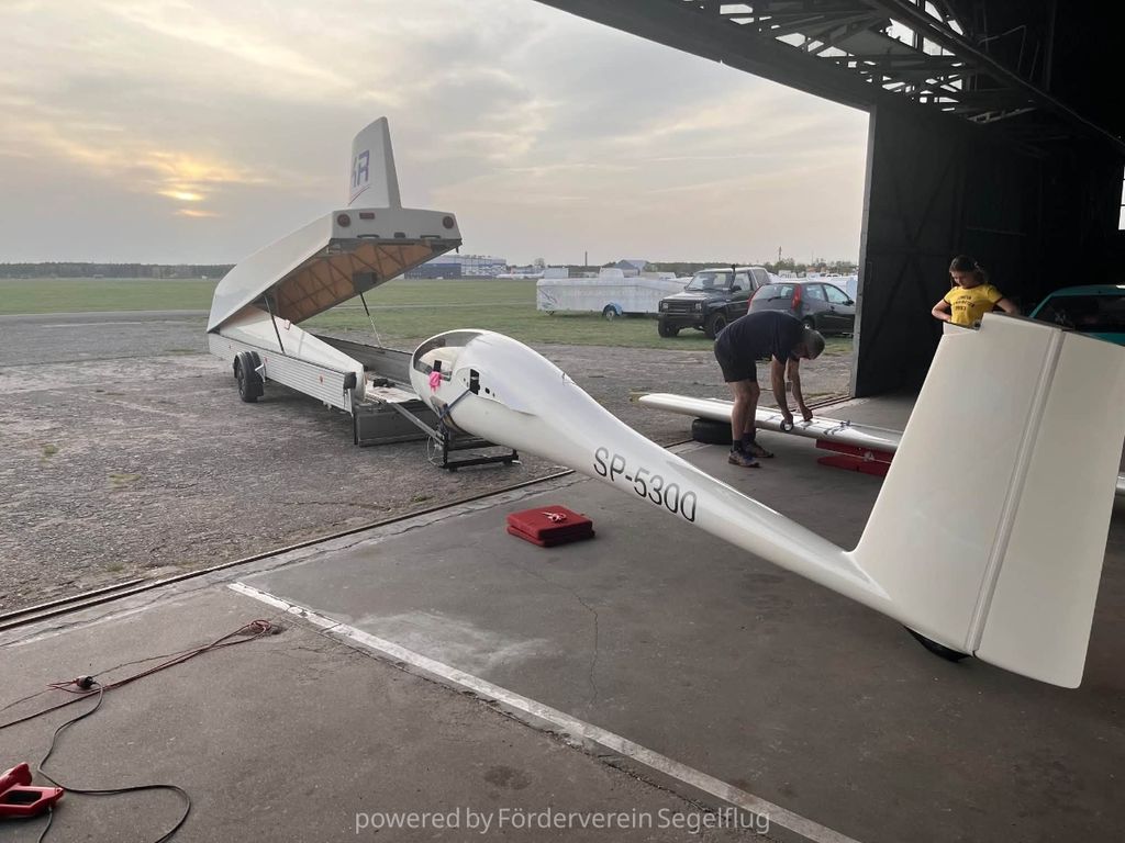 Schempp-Hirth Standard Cirrus Standard, fotografía 3 de 3
