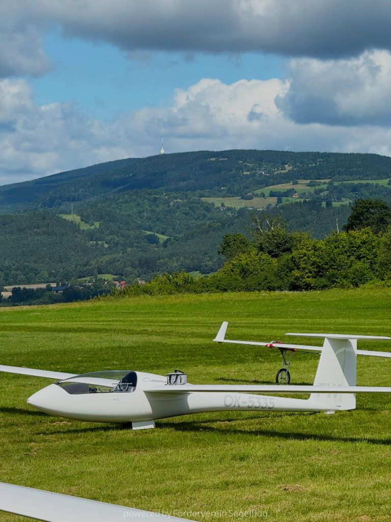 Schempp-Hirth Ventus 16.6 m, fotografía 4 de 9