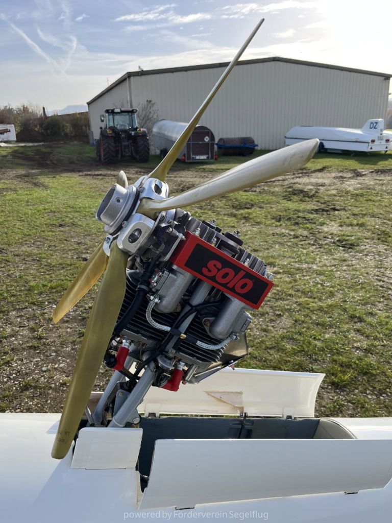 Schempp-Hirth Ventus-2 18m, fotografía 7 de 11