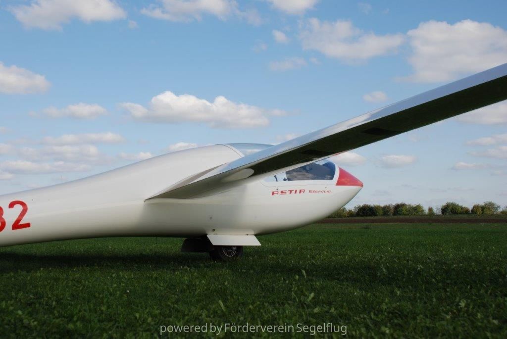 Grob ASTIR CS 15m, fotografía 4 de 6