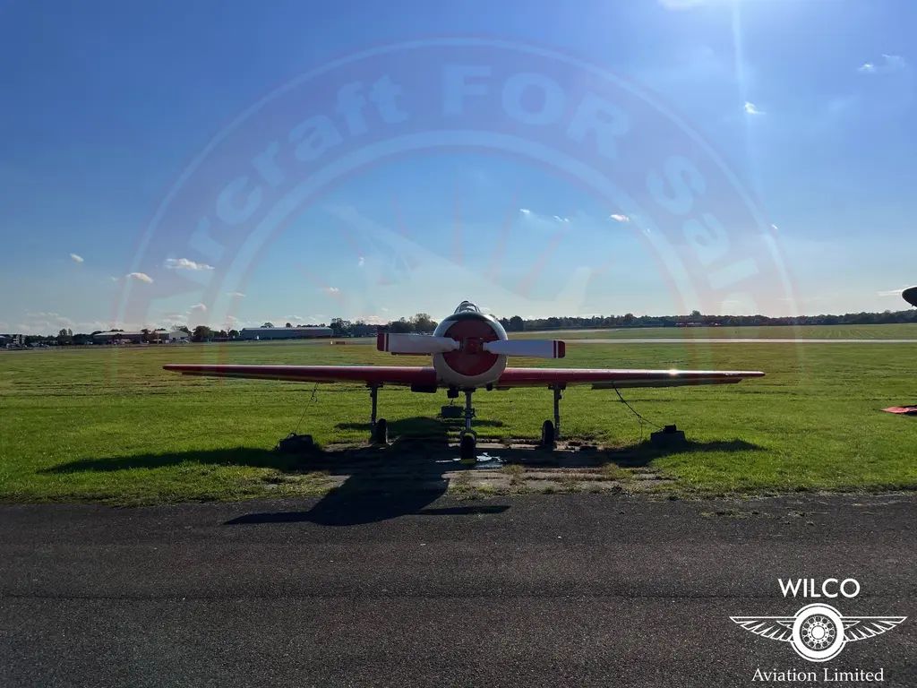 Yakovlev Yak-52, fotografía 15 de 25