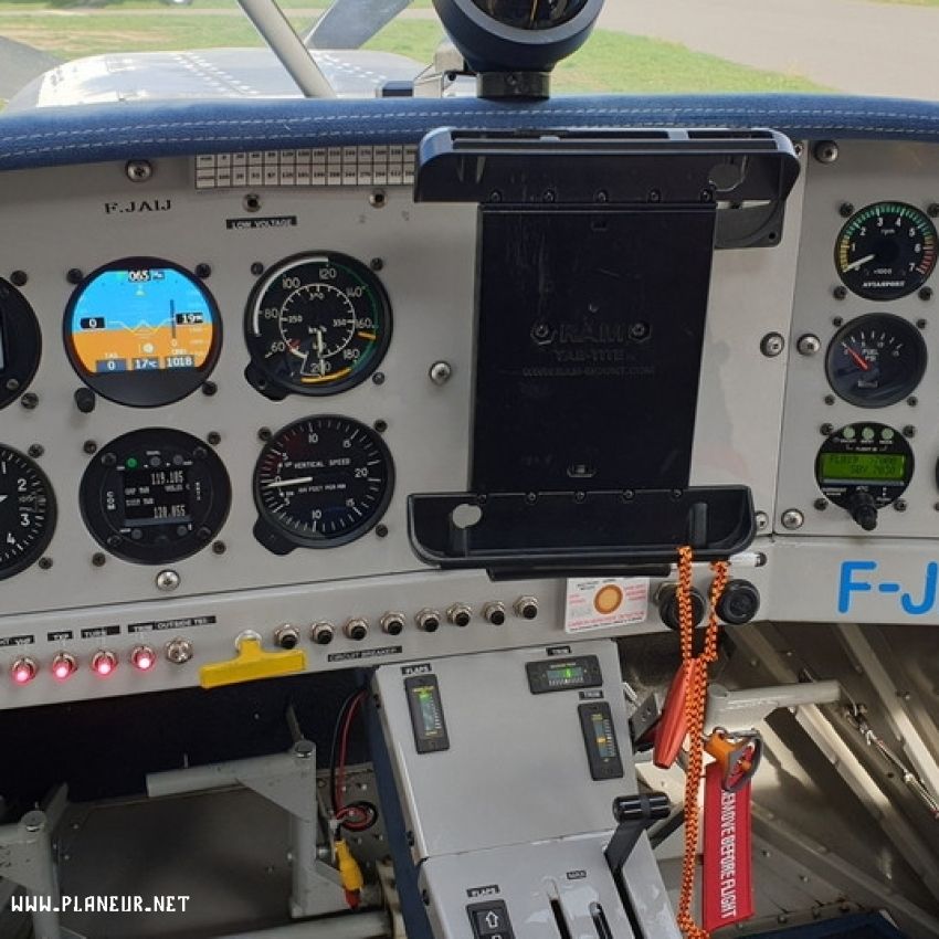 Aero East Europe SILA 450, fotografía 5 de 6