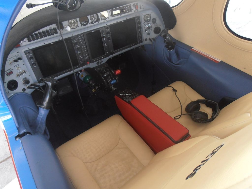 Lancair Evolution Turbine, fotografía 9 de 14