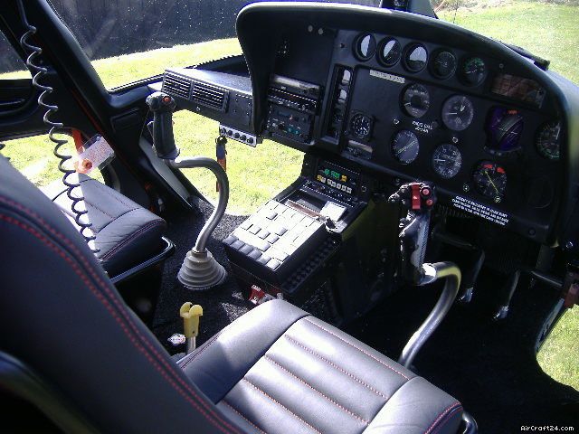 Robinson R66, fotografía 10 de 14