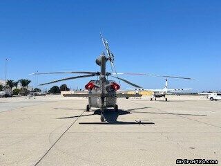 Bell UH-60, fotografía 2 de 4