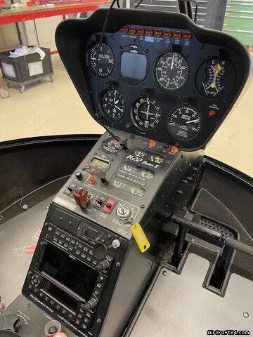 Robinson R22, fotografía 2 de 3