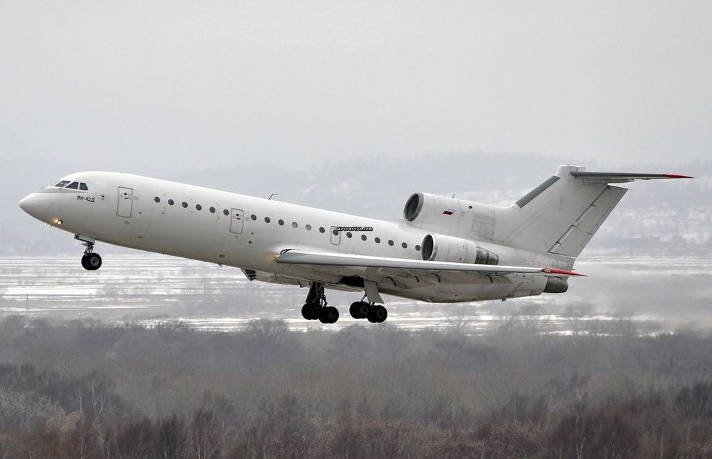 Yakovlev YAK 42D VIP, fotografía 12 de 14
