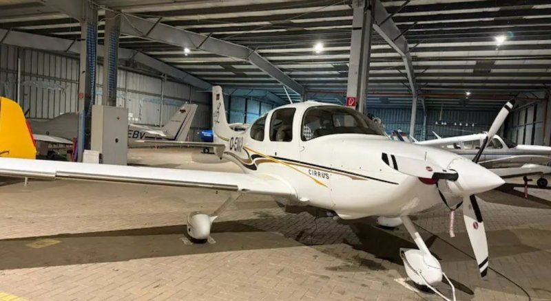 Cirrus SR22 G2, fotografía 2 de 6