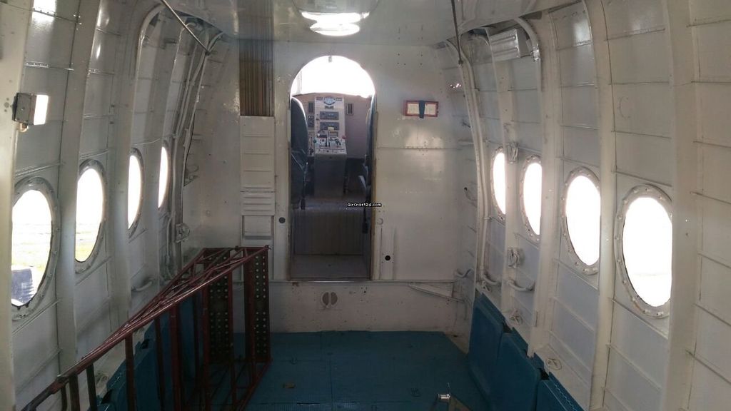 Antonov TR-301TV, fotografía 3 de 7
