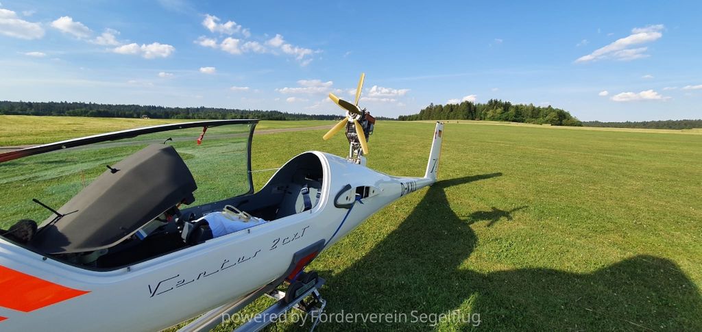 Schempp-Hirth Ventus-2 18m (+15m), fotografía 2 de 6