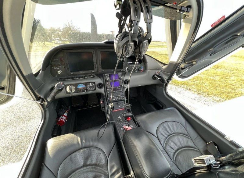 Cirrus SR22 G2 GTS, fotografía 4 de 6