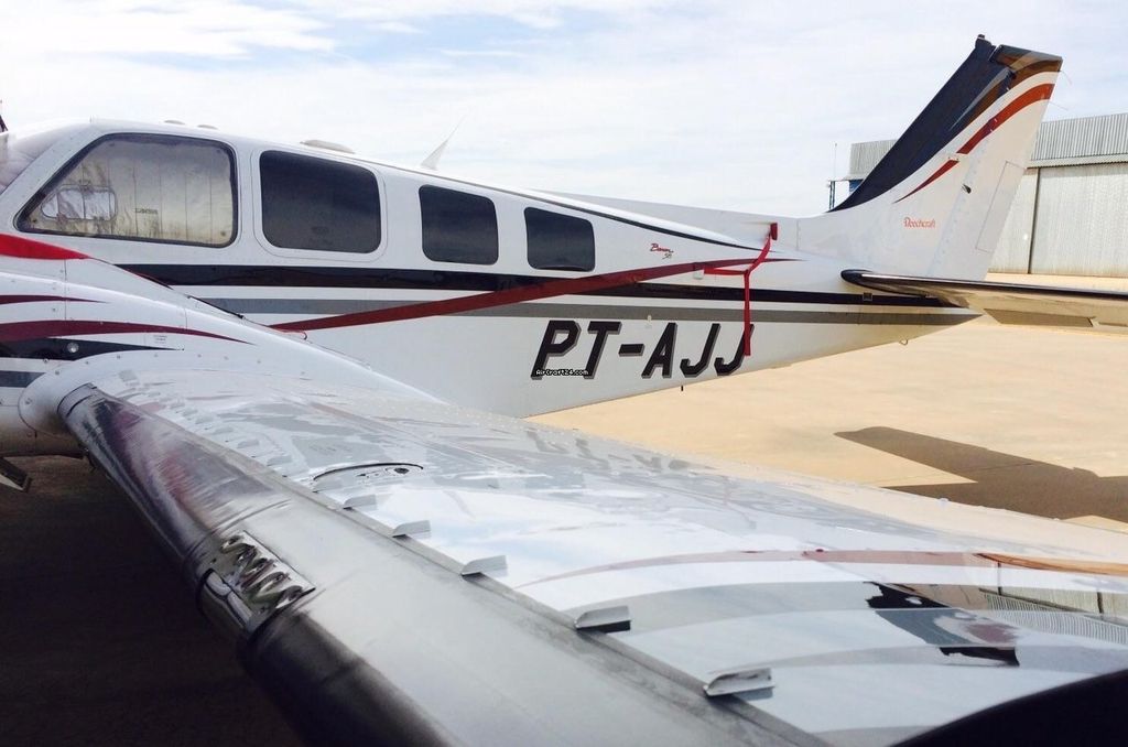 Beechcraft Baron, fotografía 3 de 6