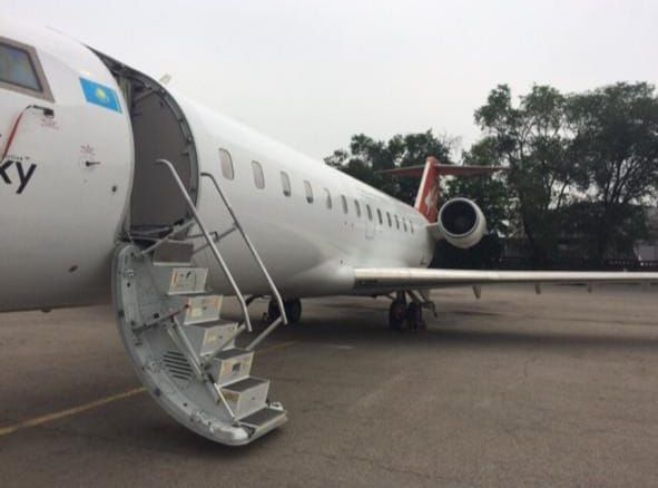 Bombardier CRJ-100LR CL-600-2B19, fotografía 2 de 5