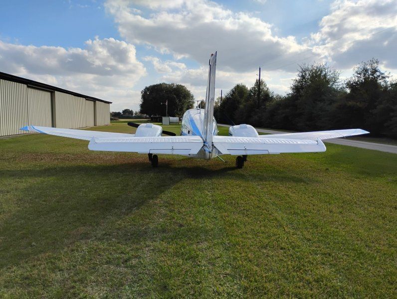 Beechcraft Baron, fotografía 2 de 6
