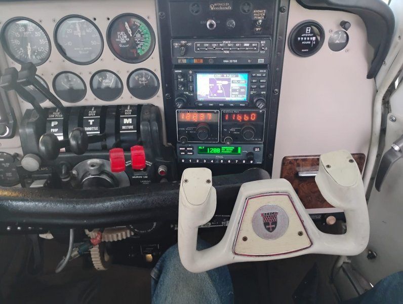Beechcraft Baron, fotografía 4 de 6