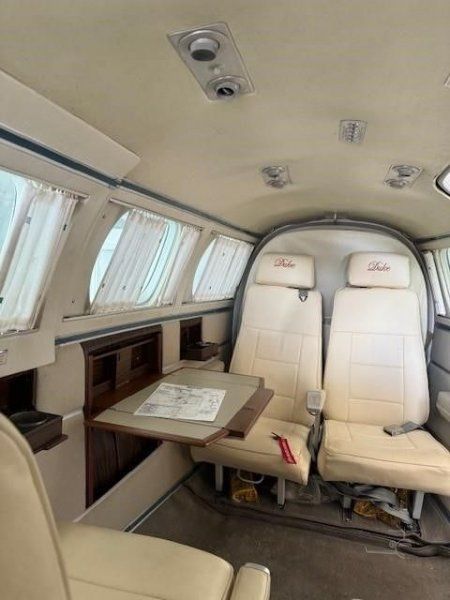 Beechcraft B60 Duke, fotografía 2 de 3
