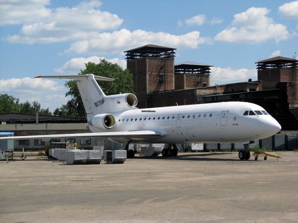 Yakovlev YAK 42D VIP, fotografía 18 de 20