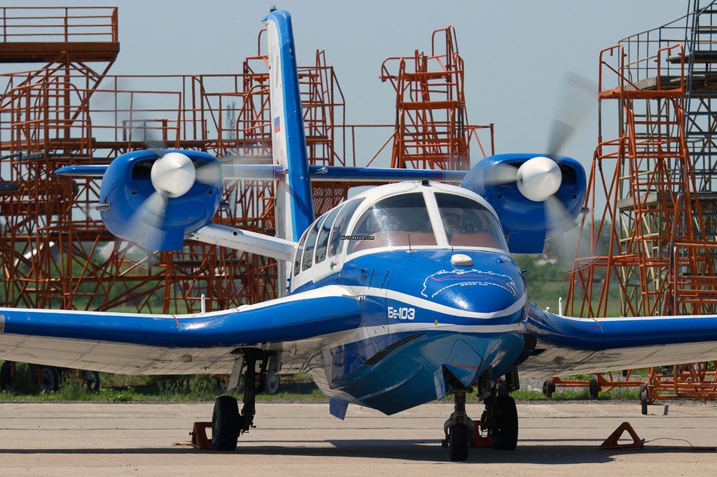 Beriev BE-103, fotografía 13 de 19