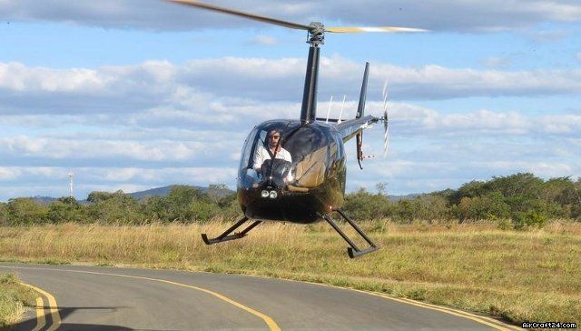 Robinson R44, fotografía 2 de 7