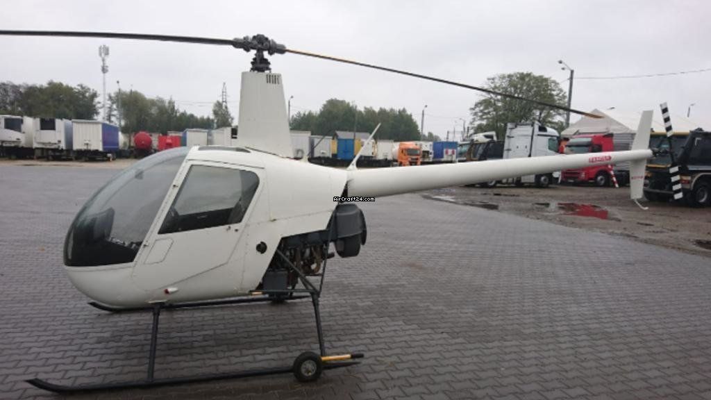 Robinson R22, fotografía 2 de 10
