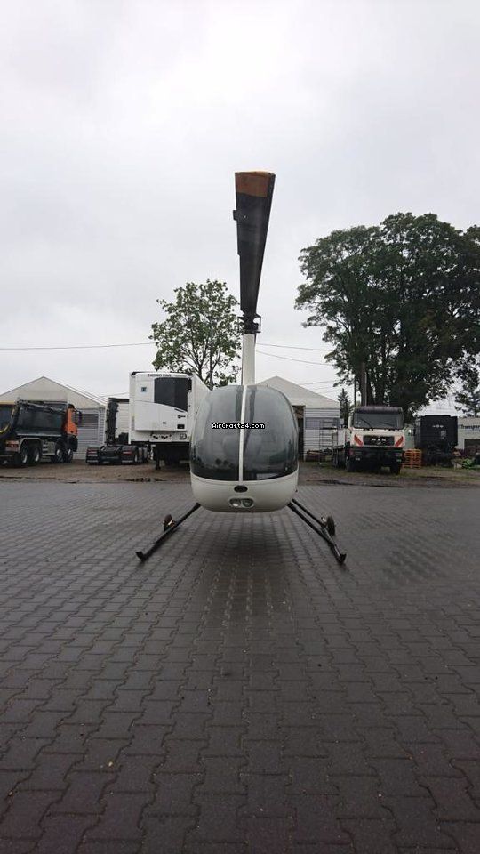 Robinson R22, fotografía 4 de 10