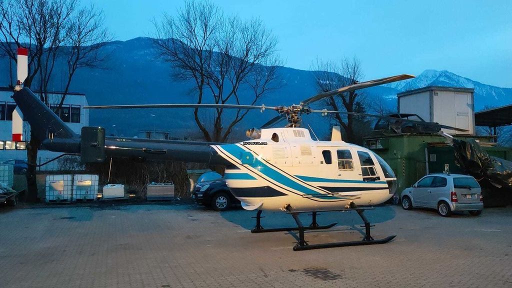 Messerschmitt-Bölkow-Blohm Bo 105, fotografía 2 de 9